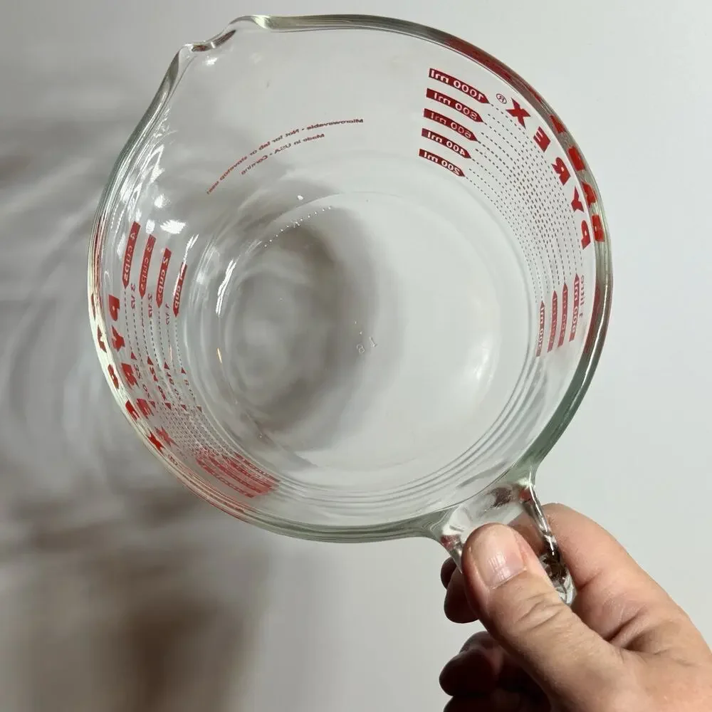 Pyrex vintage glass